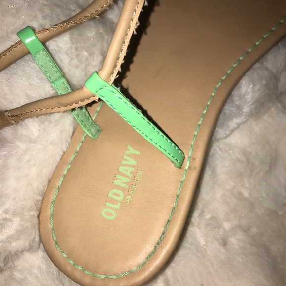 Old navy slip on sandal neon green size 10 - Picture 3 of 5